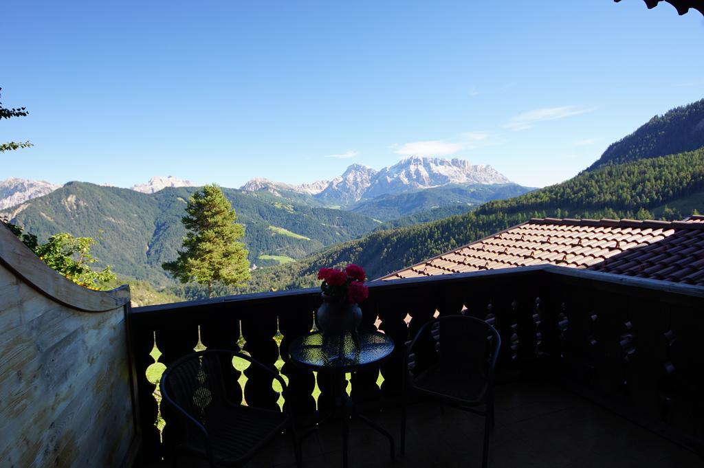 Chalet Frapes San Martino in Badia Bagian luar foto