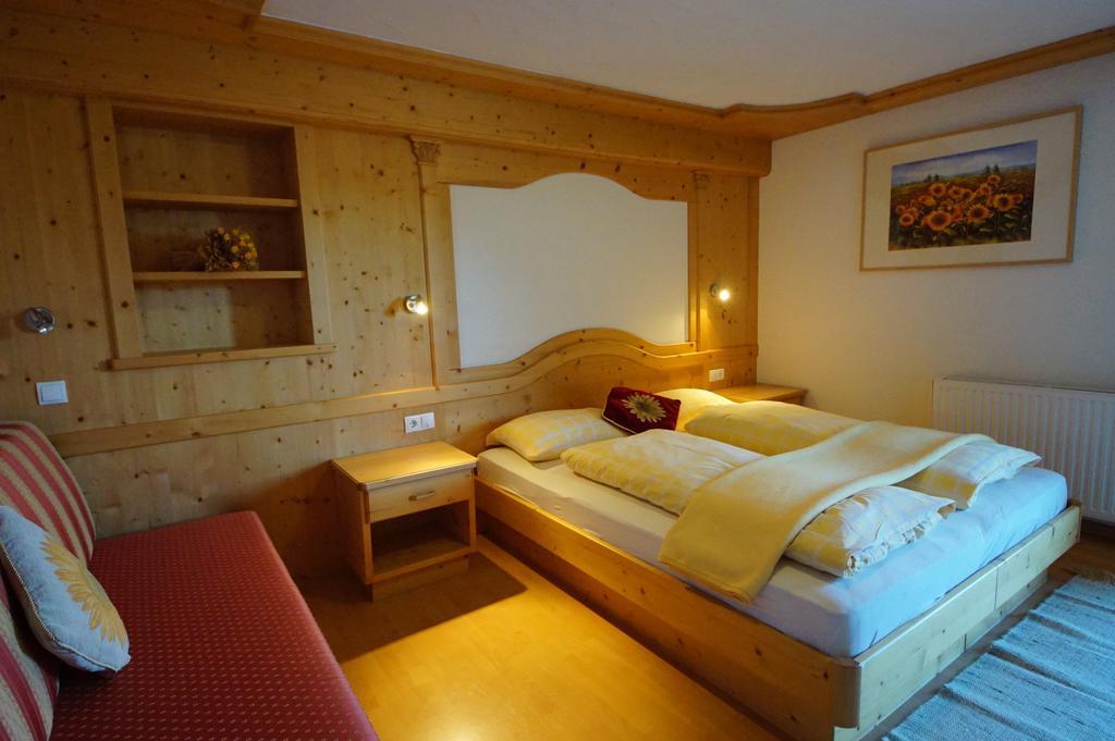 Chalet Frapes San Martino in Badia Bagian luar foto