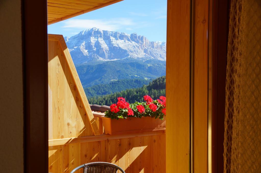 Chalet Frapes San Martino in Badia Bagian luar foto