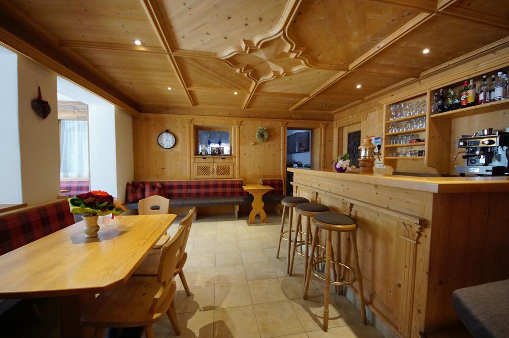 Chalet Frapes San Martino in Badia Bagian luar foto