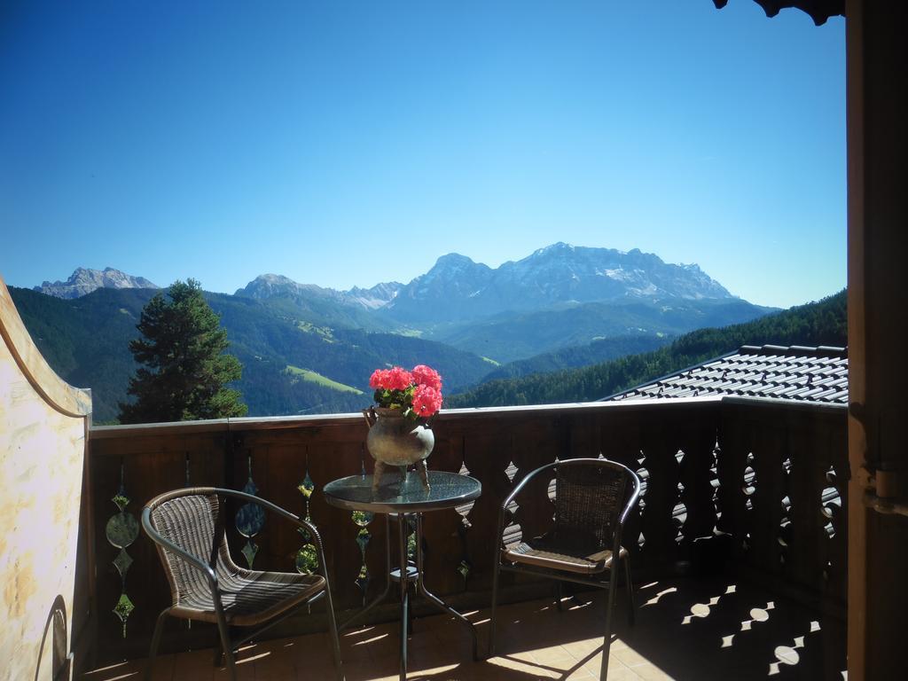 Chalet Frapes San Martino in Badia Ruang foto
