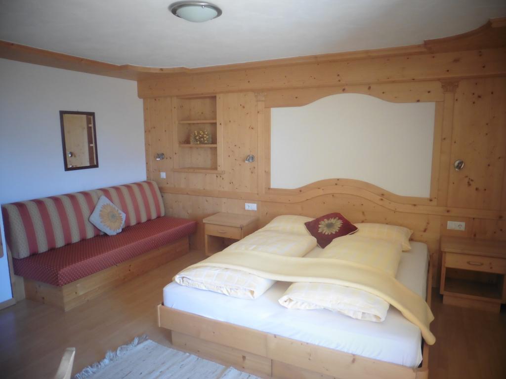 Chalet Frapes San Martino in Badia Ruang foto