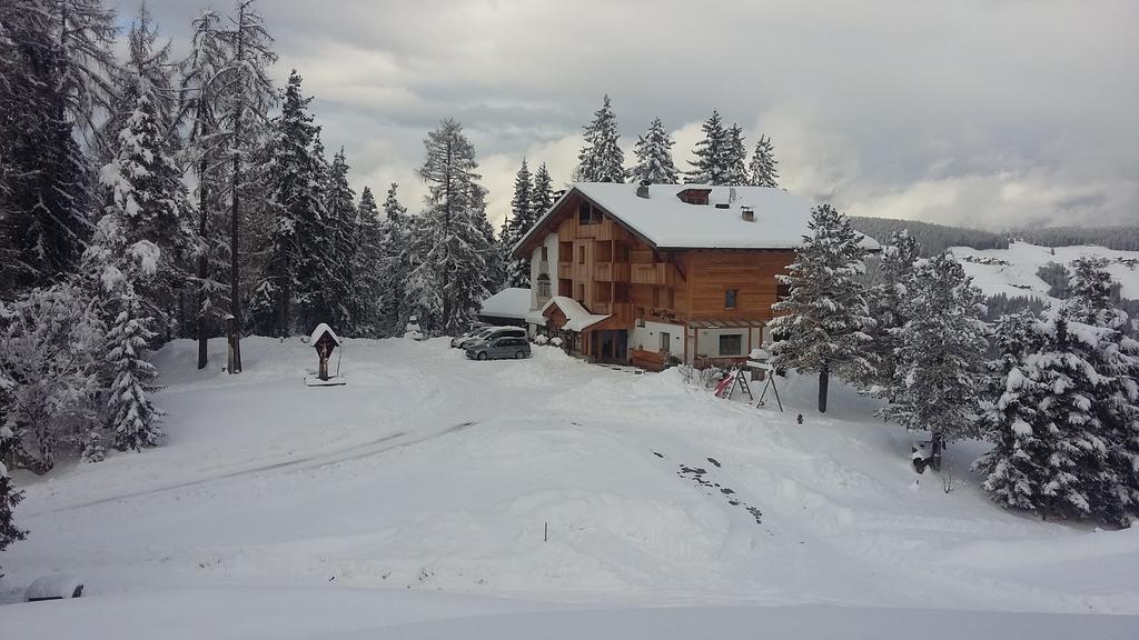 Chalet Frapes San Martino in Badia Bagian luar foto