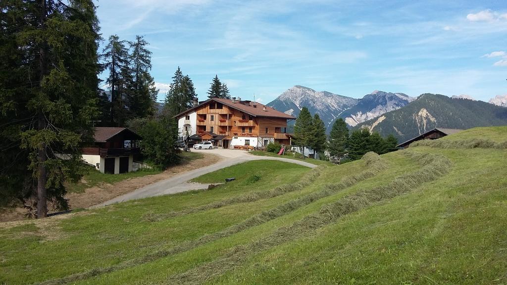 Chalet Frapes San Martino in Badia Bagian luar foto