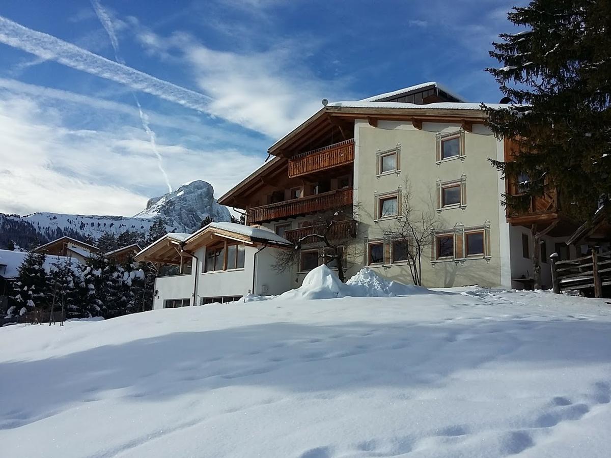 Chalet Frapes San Martino in Badia Bagian luar foto